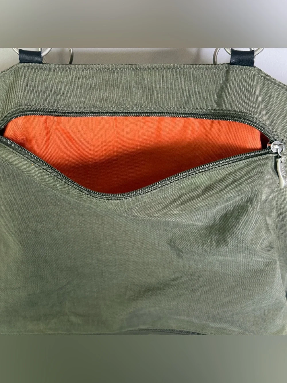 Baggallini Olive Green Large Tote Bag Nylon Multi Pocket Organizer Carryall